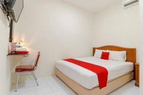  RedDoorz Plus near Ciputra World Kuningan 2  Джакарта